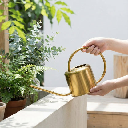 Edelstahl-Gießkanne „Auryn“ – Gießkanne für den Innen- und Außenbereich